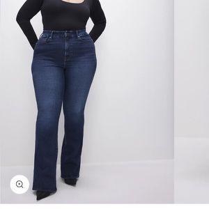 Good American - Always fits size 14-18 Jeans